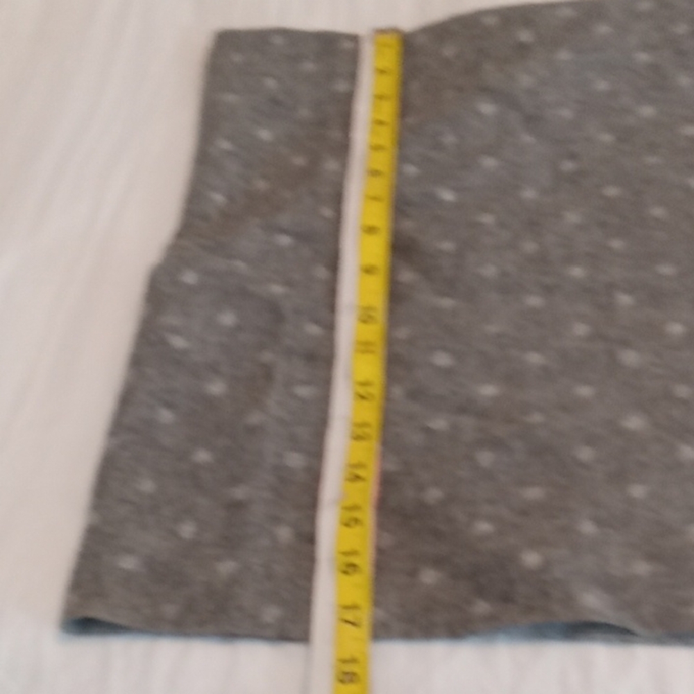 Gray Patterned Shawl With Fringe - image 5